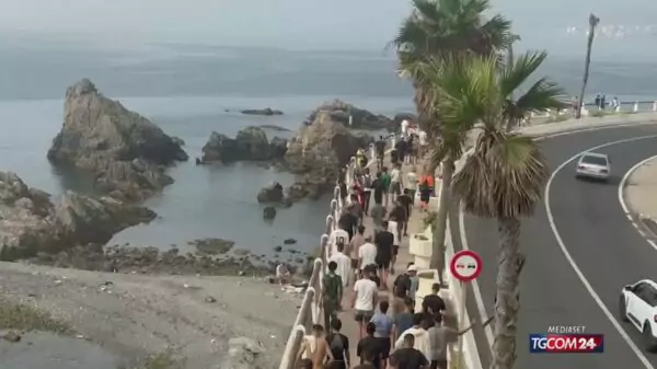 Espanha mobiliza 2.300 agentes em Ceuta e controla turistas italianos