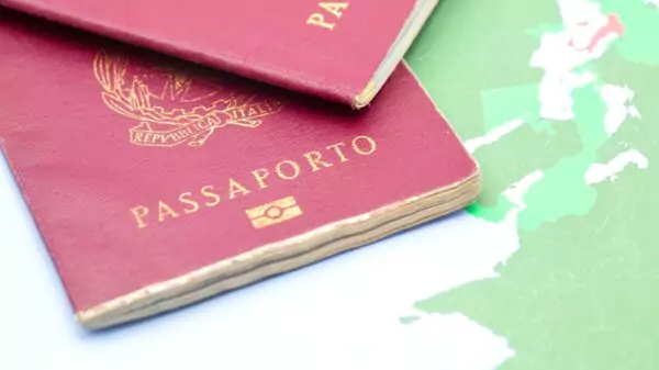 Relatos apontam que parte das pessoas agendadas nesta quarta-feira foi dispensada porque teriam sido abertas mais vagas do que a capacidade de atendimento; consulado informou que os horários seriam remarcados | Foto: Depositphotos.com