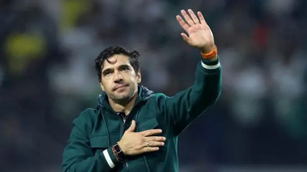 Abel Ferreira, técnico português do Palmeiras, teria concluído em setembro de 2026 o processo para obter a nacionalidade brasileira | Foto: Getty Image