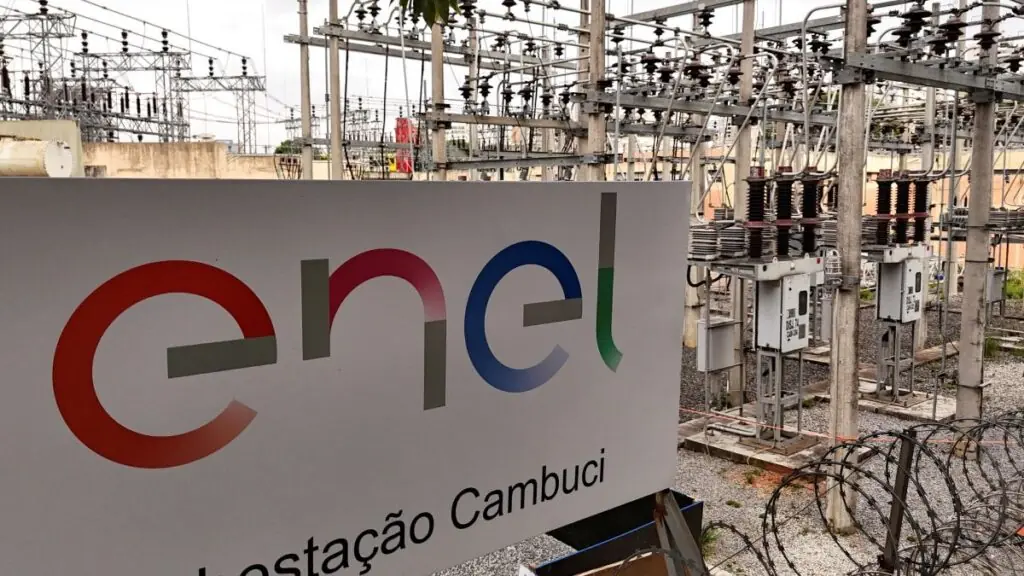 Companhia italiana enfrenta processo que pode resultar na perda da concessão de distribuição de energia no estado.