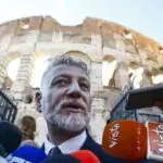 Coliseu reabre após morte de operário e sindicatos atacam subcontratação