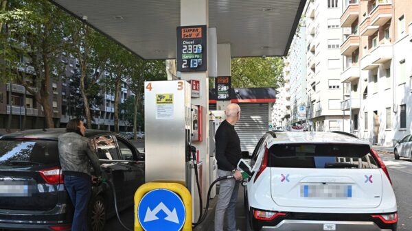 Combustíveis sobem de novo na Itália e diesel se aproxima de 2,5 euros