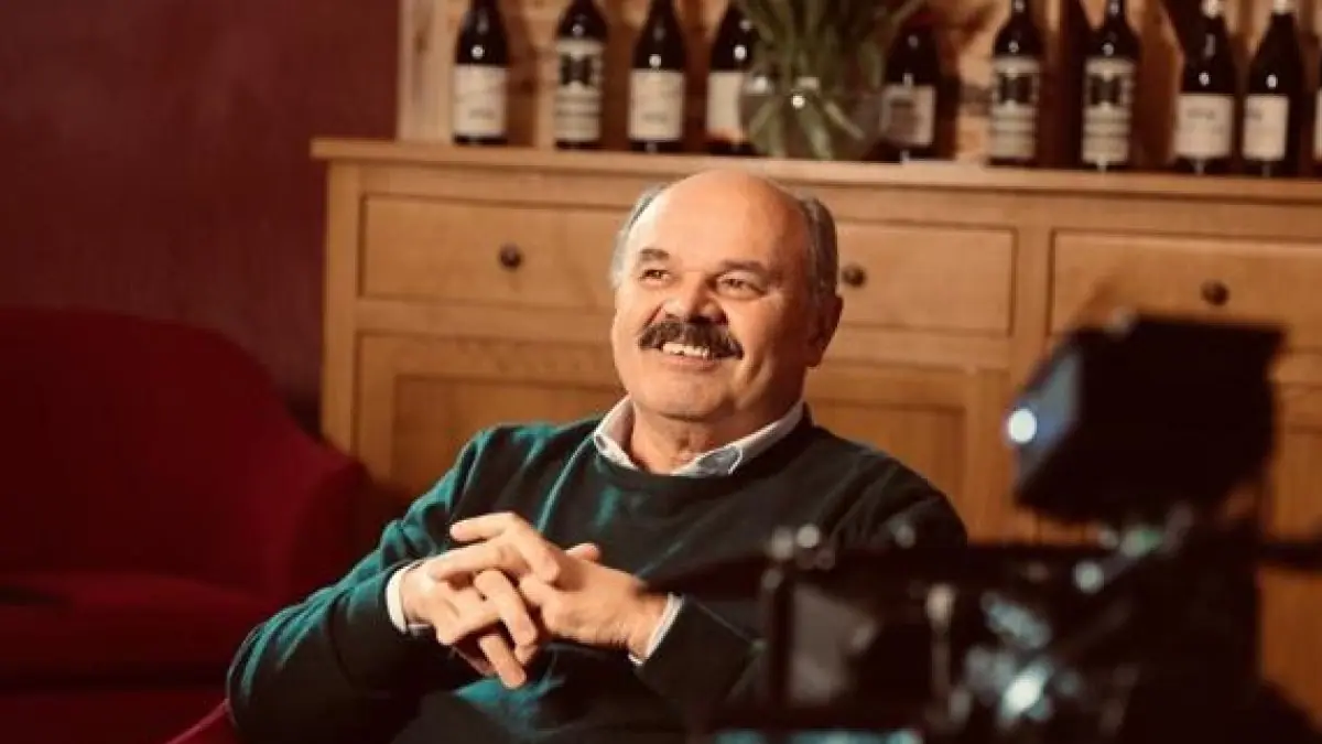 Fundador da Eataly diz que doa lucro dos livros e elogia Salis à frente do PD