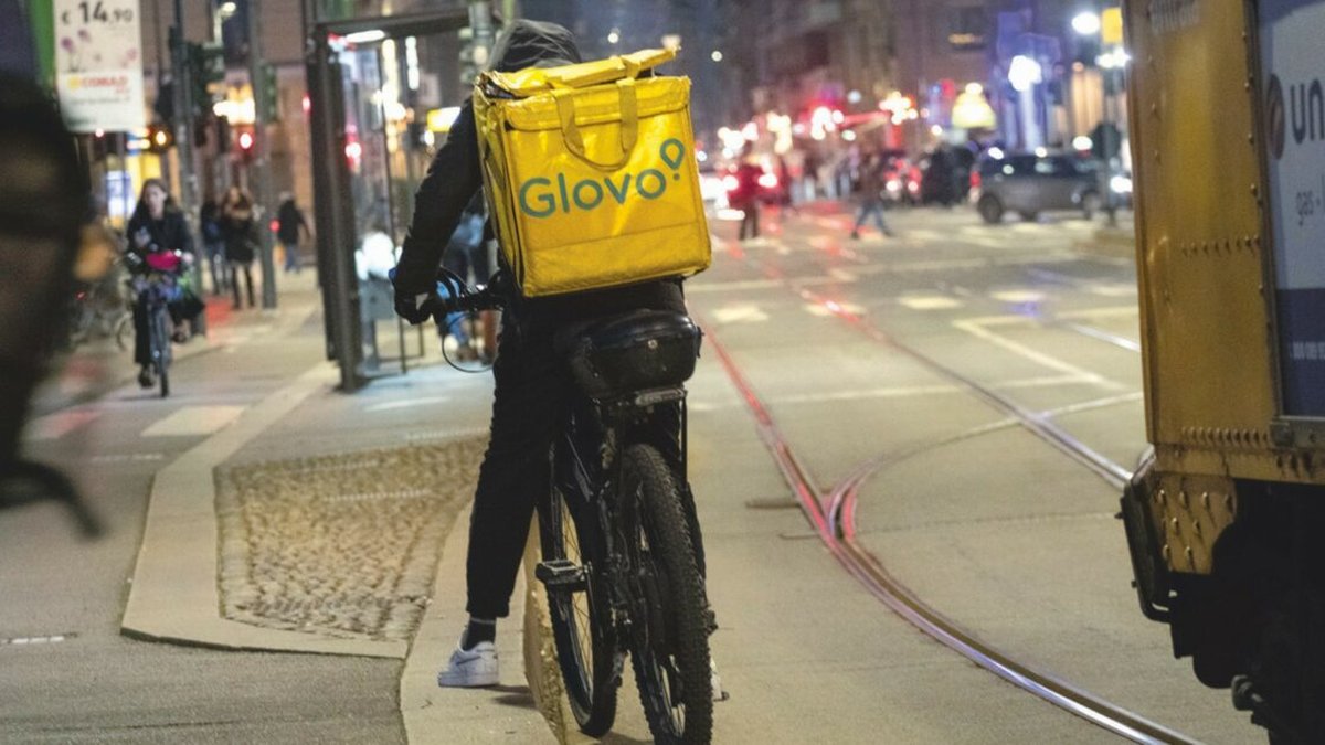Justiça de Turim manda pagar entregador da Glovo por tempo de espera