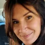 Enfermeira italiana vai a Abu Dhabi e diz ganhar 6 mil euros por mês