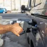 Óleo de cozinha no lugar do diesel: mito ou solução contra o preço do combustível?