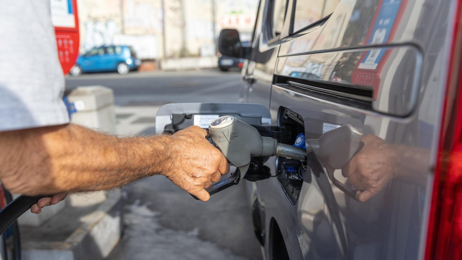 Óleo de cozinha no lugar do diesel: mito ou solução contra o preço do combustível?