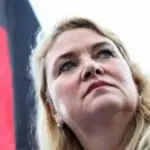 Candidata da AfD em Berlim diz que muitos italianos vão votar nela