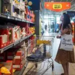 Inflação corrói salários e reduz poder de compra em 10% na Itália