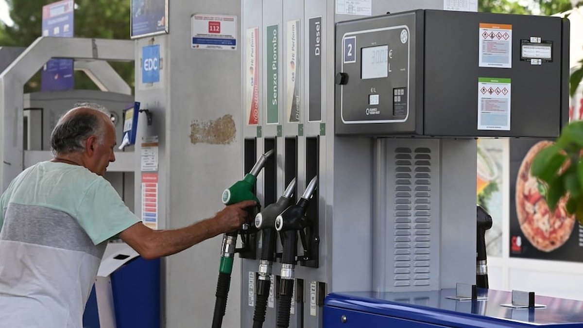 Governo italiano prepara nova prorrogação do corte no imposto do diesel