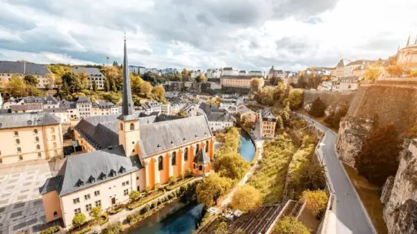 Mais de 11,2 mil brasileiros adquiriram a nacionalidade luxemburguesa entre 2020 e 2025.
