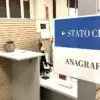 Análise jurídica italiana examina exigências para a transcrição de sentenças de reconhecimento da cidadania nos registros civis.
