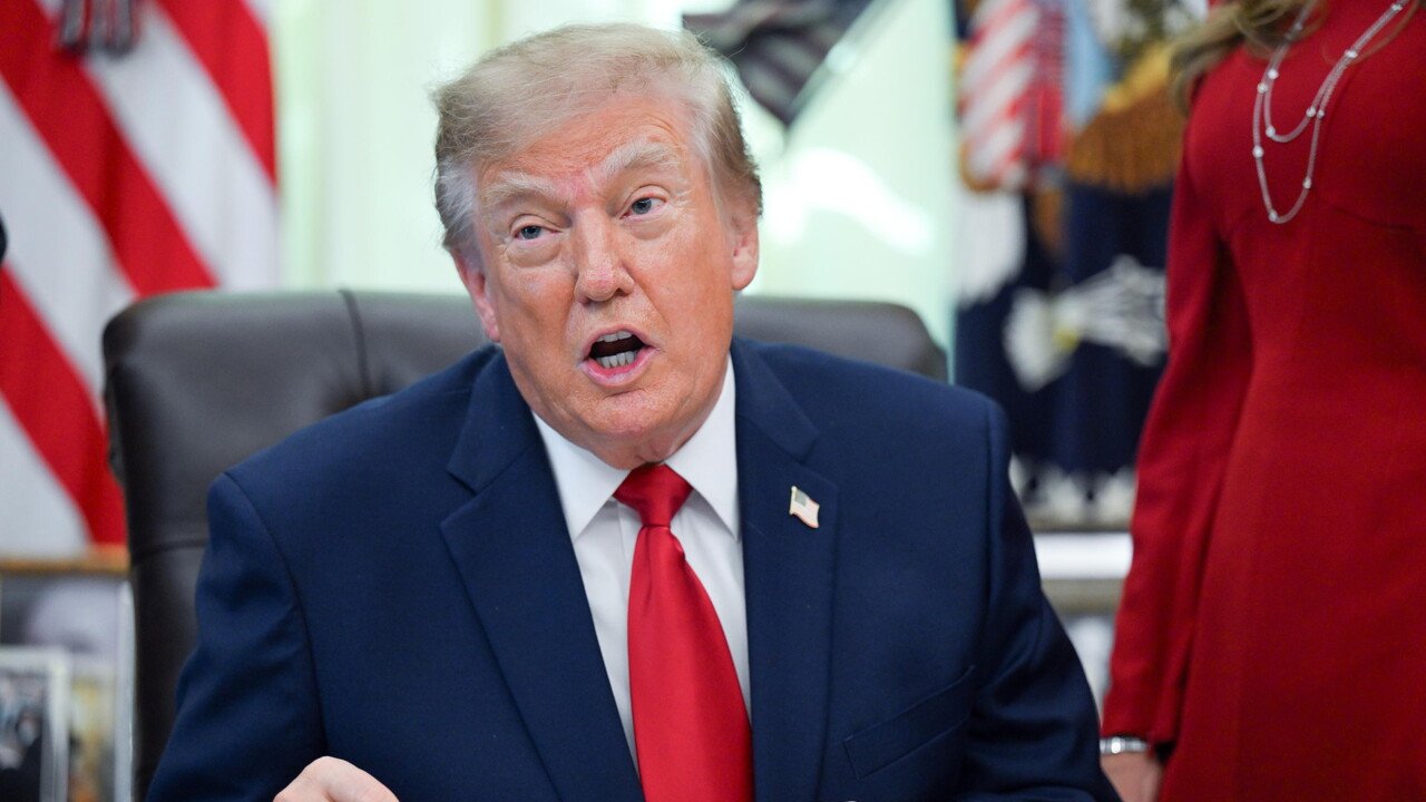 Trump ameaça cortar verba de Nova York por mapa sem a Little Italy