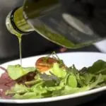 Preço do azeite extravirgem italiano cai 47% com retomada da produção espanhola