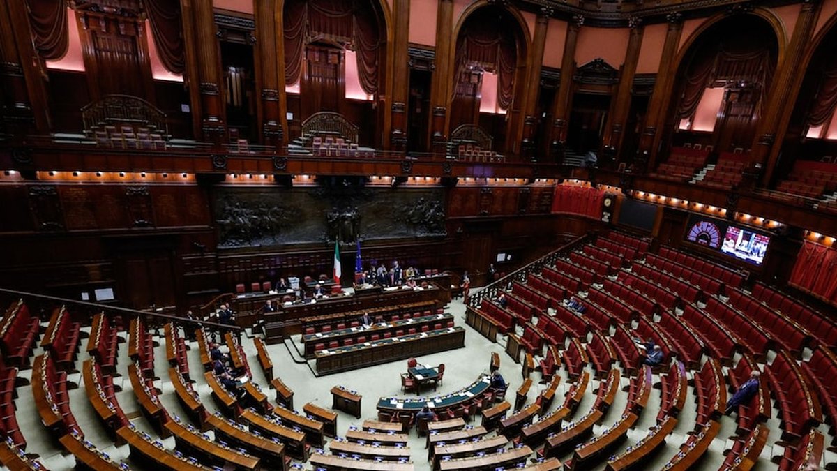 Itália prepara regras mais duras para dar cidadania a estrangeiros